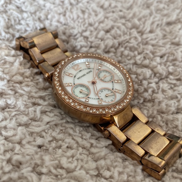 Michael Kors Watch - Picture 4 of 4